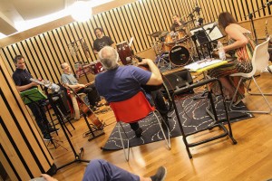 Prove                                             